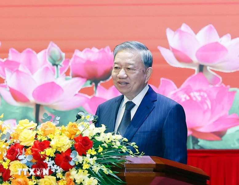 Tổng Bí thư: Đổi mới công tác đào tạo cán bộ theo hướng thiết thực, hiệu quả